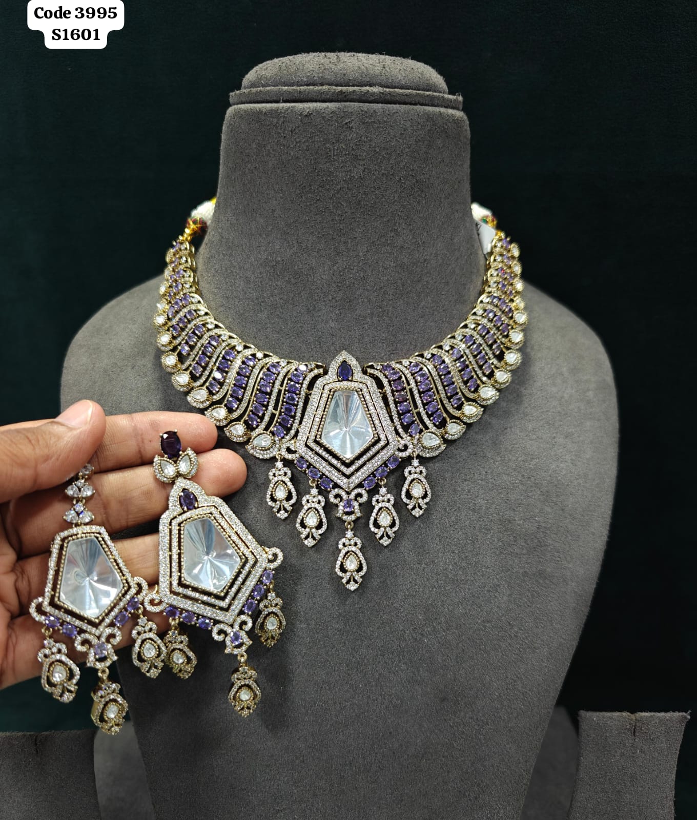 Necklace Set 034